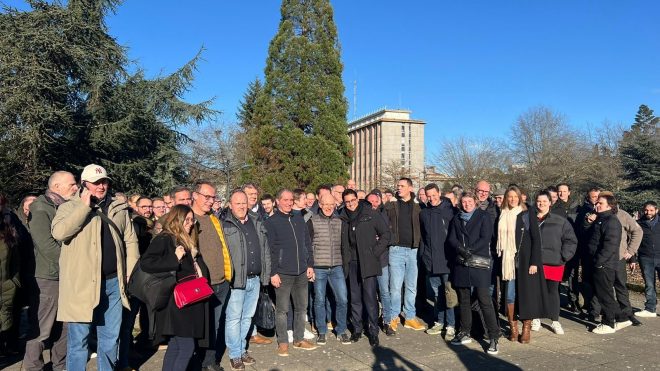 + de 100 franchisés au Tribunal de Rennes pour notre assignation/Carrefour